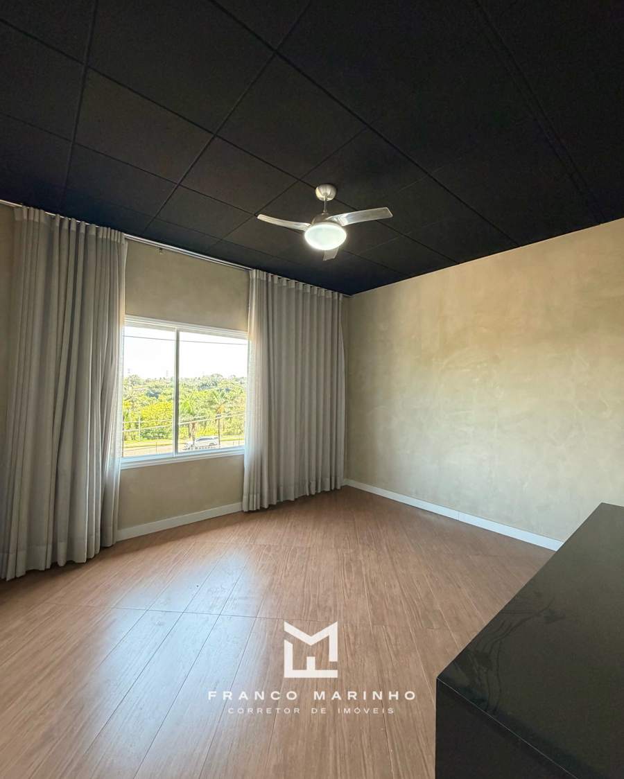 Suíte com vista para a área verde