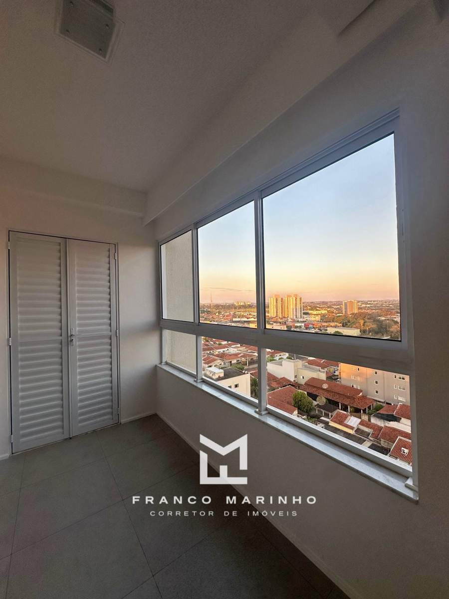 Varanda com vista para a cidade