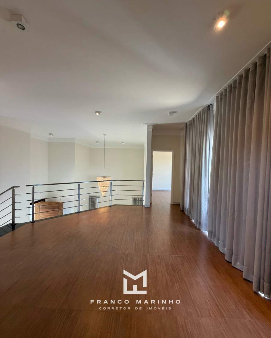 Mezanino com vista para a sala