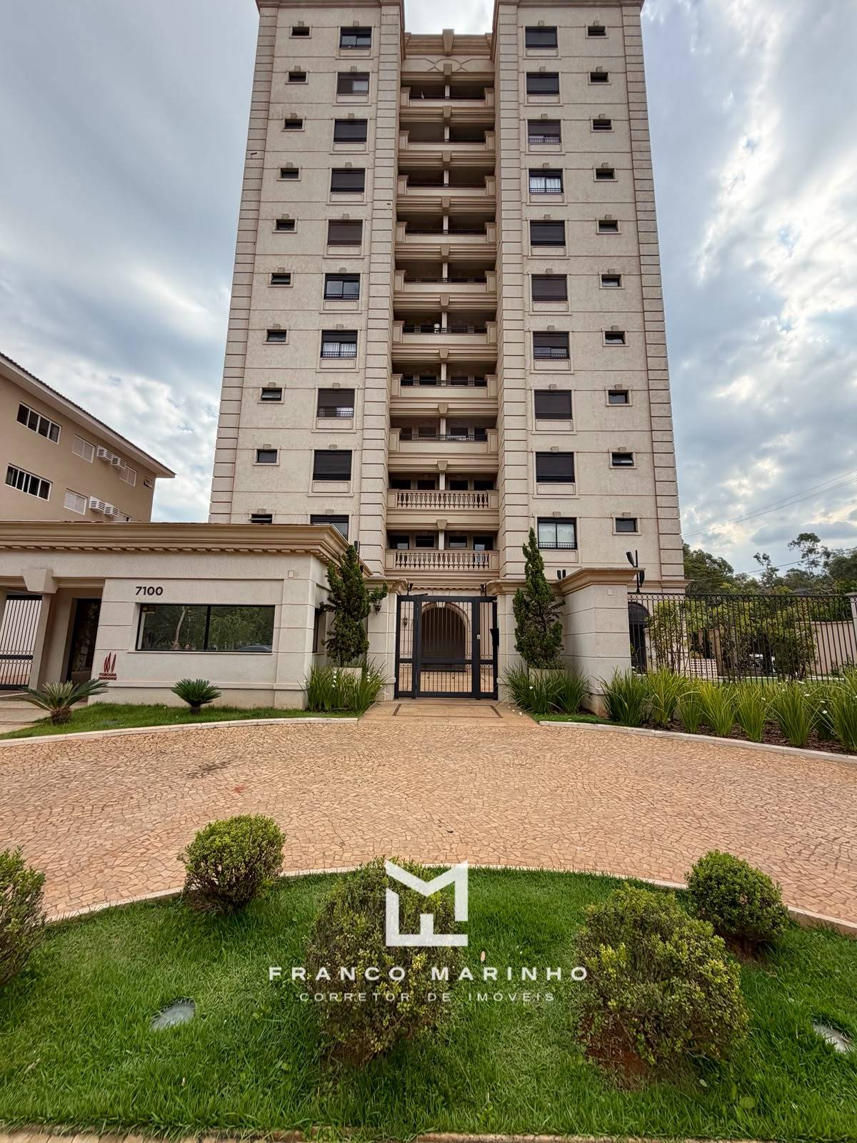 Fachada do edifício Toscana Residence